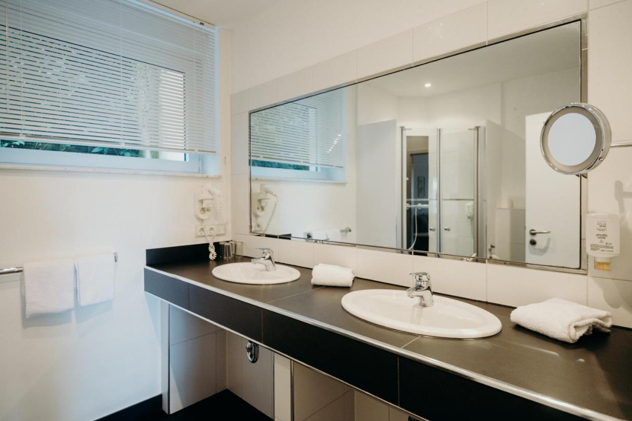 Hotel Crystal Σααρμπρύκεν Εξωτερικό φωτογραφία