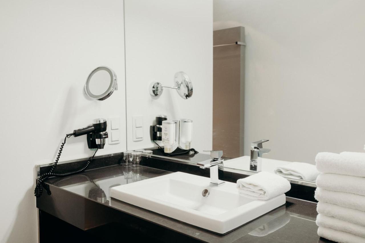 Hotel Crystal Σααρμπρύκεν Εξωτερικό φωτογραφία