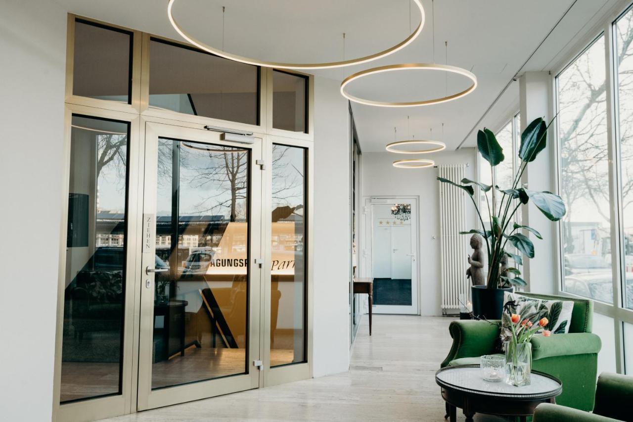 Hotel Crystal Σααρμπρύκεν Εξωτερικό φωτογραφία